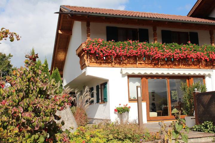 Ferienhaus für 4 Personen, mit Garten und Terrasse in Lechbruck am See