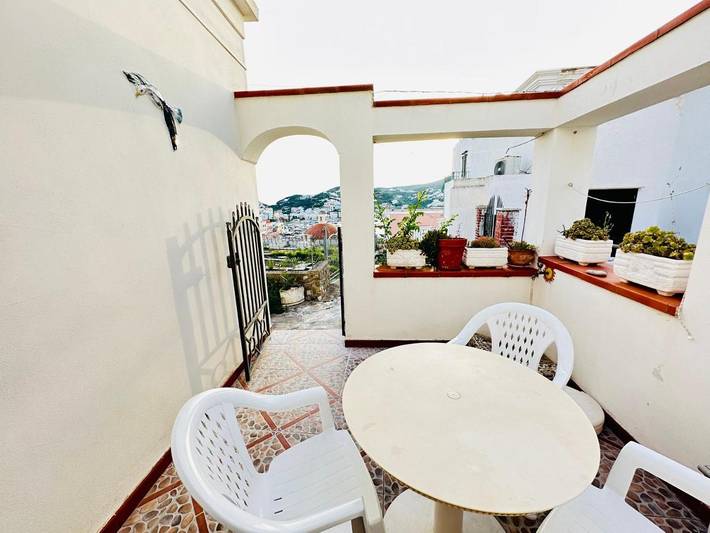Ferienwohnung für 5 Personen, mit Ausblick und Terrasse in Ponza - 3