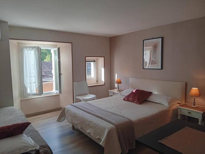 Hôtel pour 2 personnes, avec piscine et vue ainsi que terrasse et jardin à Thueyts - 3