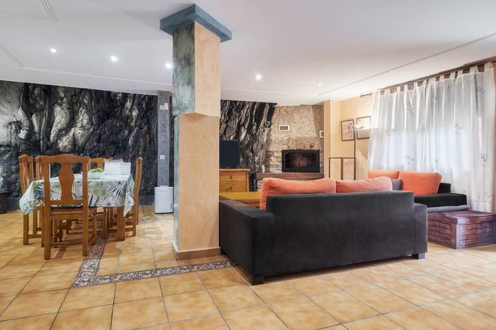 Casa rural para 4 personas, con Balcón además de Jacuzzi y Jardín en Castilla y León - 4