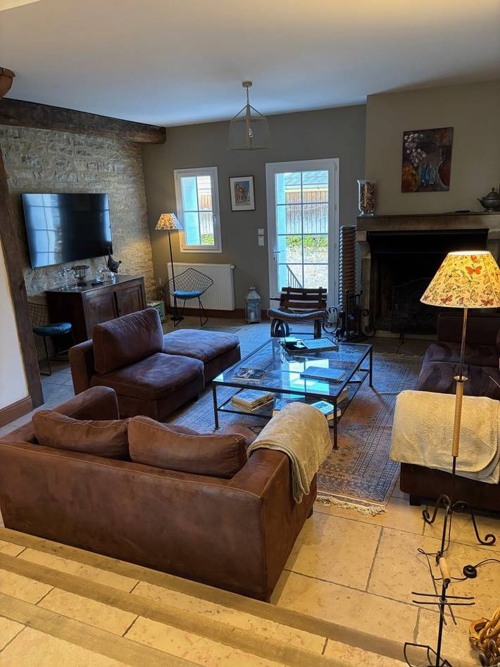 Gîte pour 13 personnes, avec piscine ainsi que jardin et terrasse à Pommard - 4