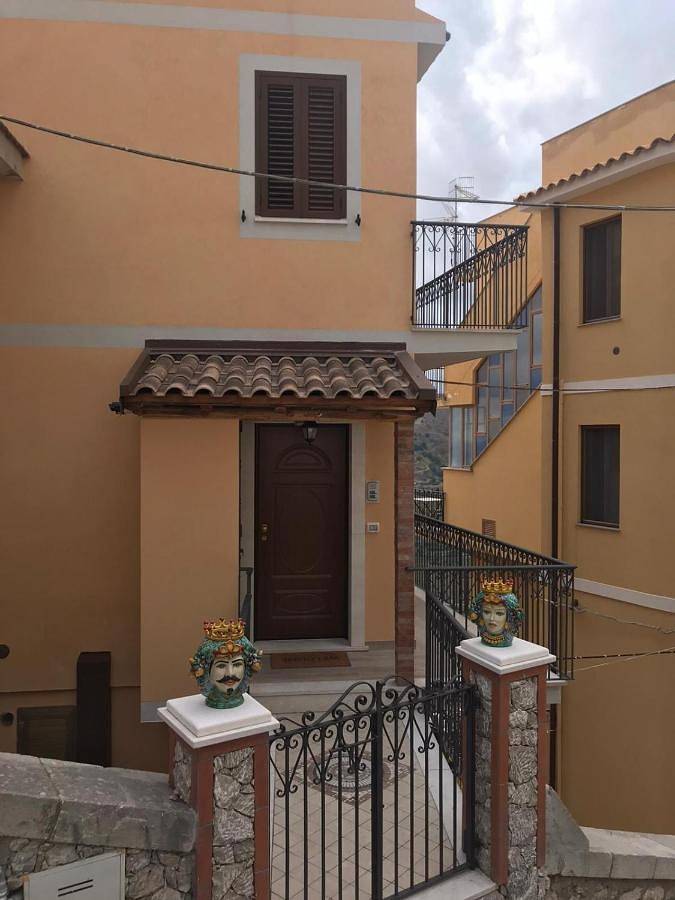 Appartamento per 2 persone, con Terrazza e Panorama a Castelmola
