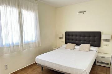 Gîte pour 4 Personnes dans Roses Centre, Roses, Photo 1