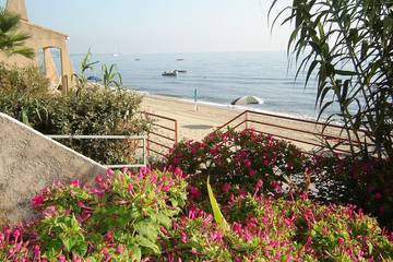 Cottage pour 4 personnes, avec piscine et jardin dans Prunete