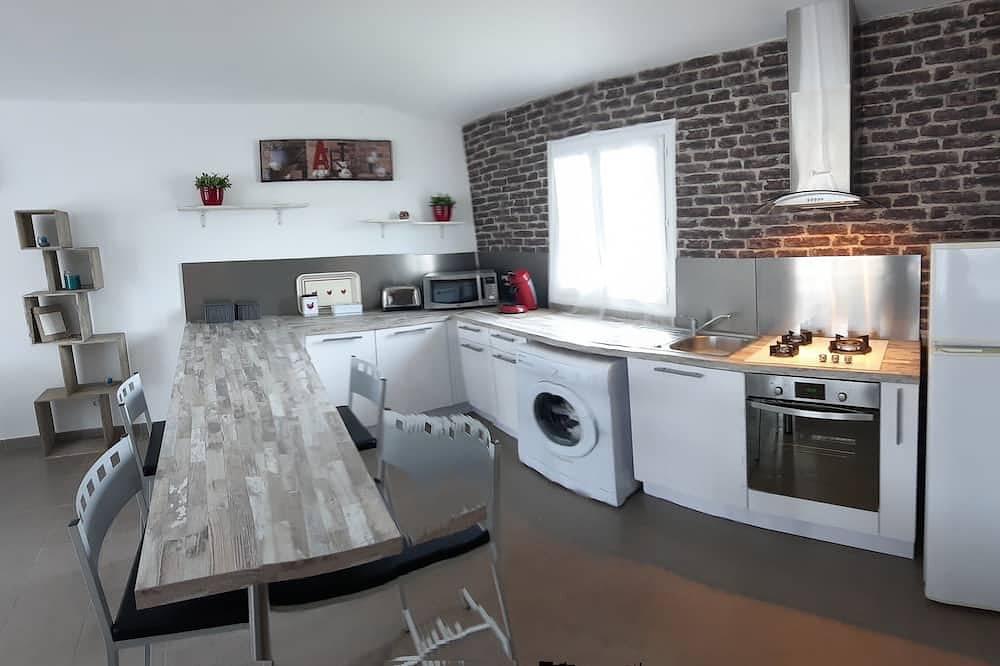 Maison au calme in Aléria, Arrondissement de Corte