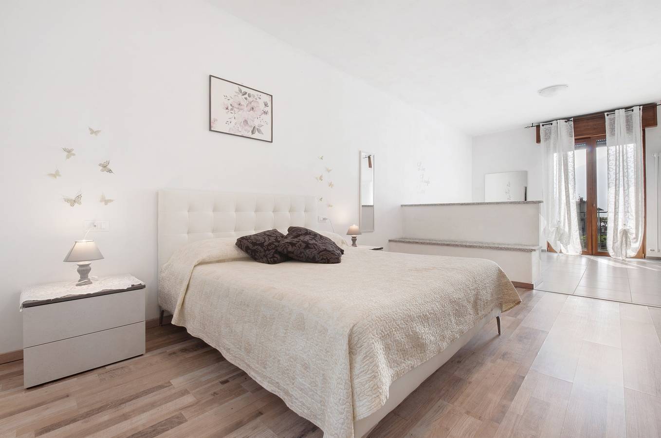 Appartement entier, Appartement "Dudi Jolie" avec vue sur le lac, bain à remous, terrasse et Wi-Fi in Lezzeno, Lac de Côme