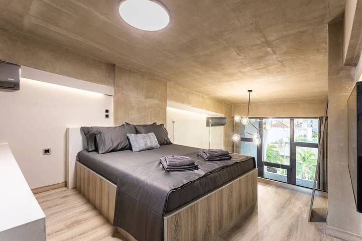 Gîte pour 3 personnes, avec Balcon et Jardin à Calamata - 2