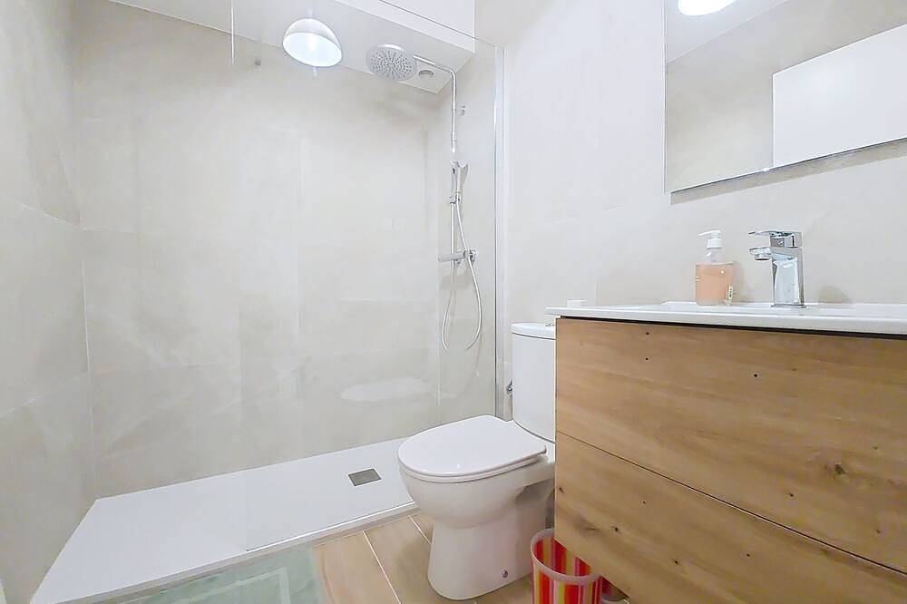 Appartement entier, Le petit cocon de Golfe Juan !! Chic et calme. Port, plage & douceur de vivre. in Golfe-Juan, Vallauris