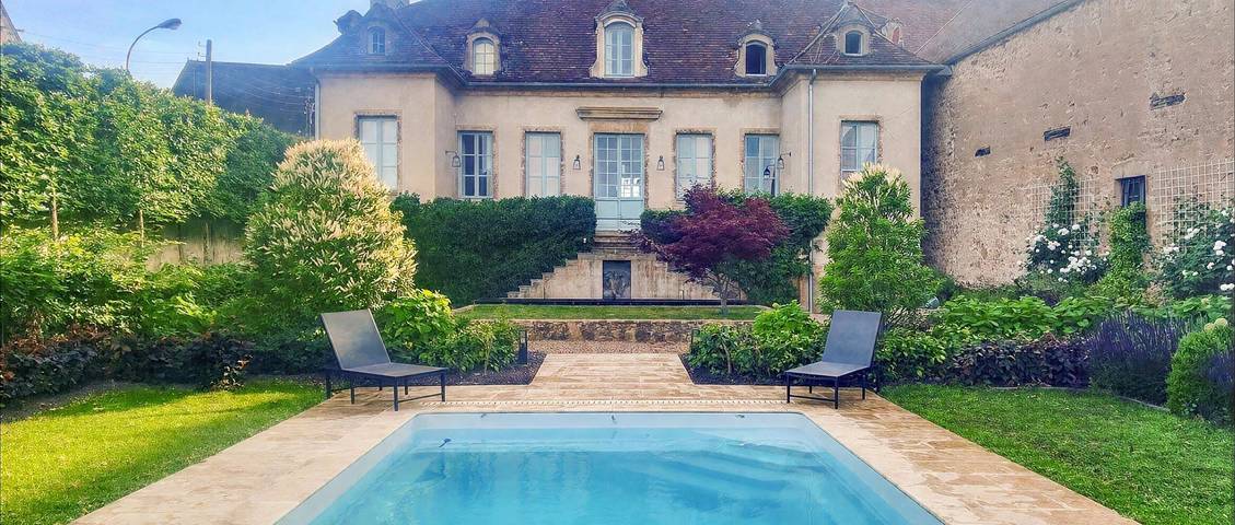 Villa pour 12 personnes avec piscine in Saulieu, Région de Montbard