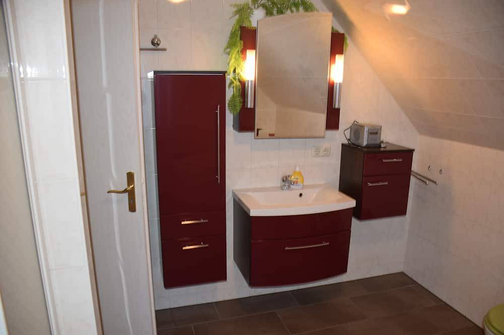 Ganze Wohnung, Ferienwohnung am Rand von Dresden und vom Tharandter Wald in Tharandt, Osterzgebirge
