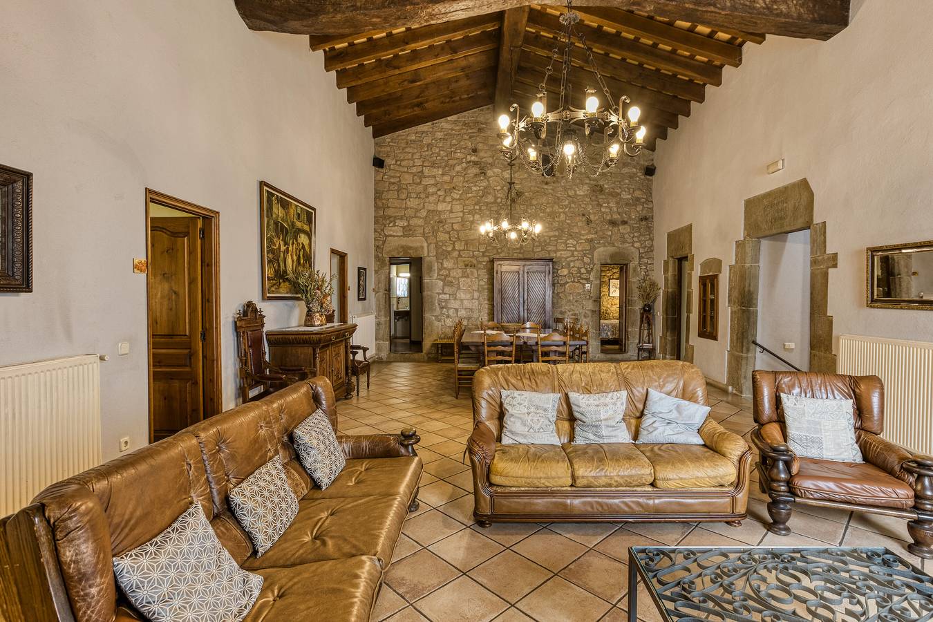 Casa Vacacional 'Can Tapis' con Vista a la Montaña, Piscina Privada y Wi-Fi in Camós, Pla de l'Estany