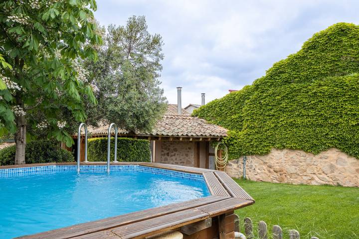 Ferienhaus für 30 Personen, mit Garten in Spanien
