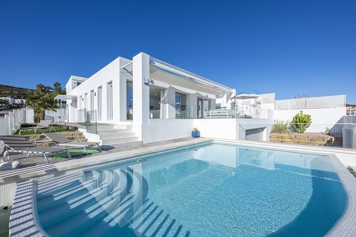 Chalet para 8 personas, con jardín y terraza en Campo de Gibraltar - 4