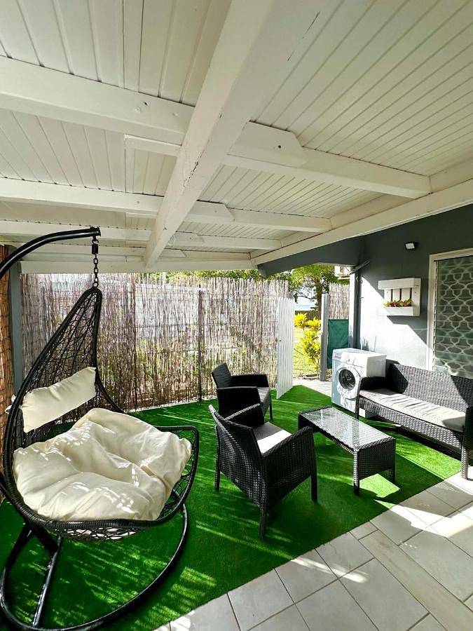 Gîte pour 6 personnes, avec terrasse et vue à Tartane - 3