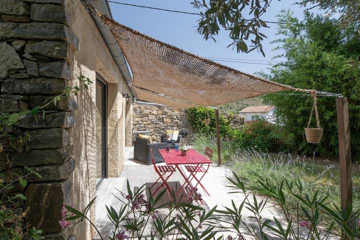 Maison de vacances pour 2 personnes, avec jardin dans Auvergne-Rhône-Alpes - 2