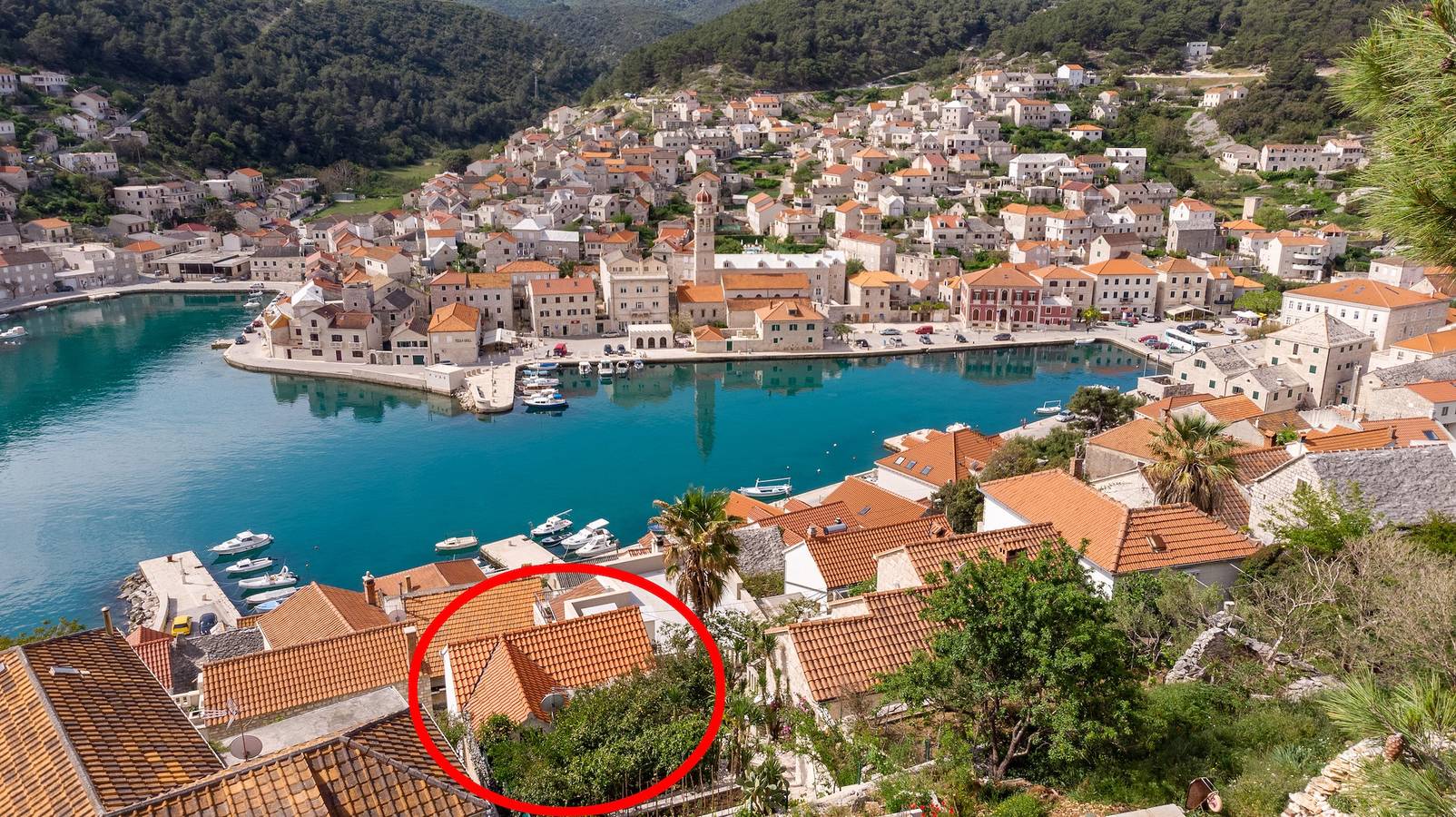 3-Zimmer-Haus mit Terrasse und Meerblick Pucisca, Brac K-14003 in Pucisca, Brac