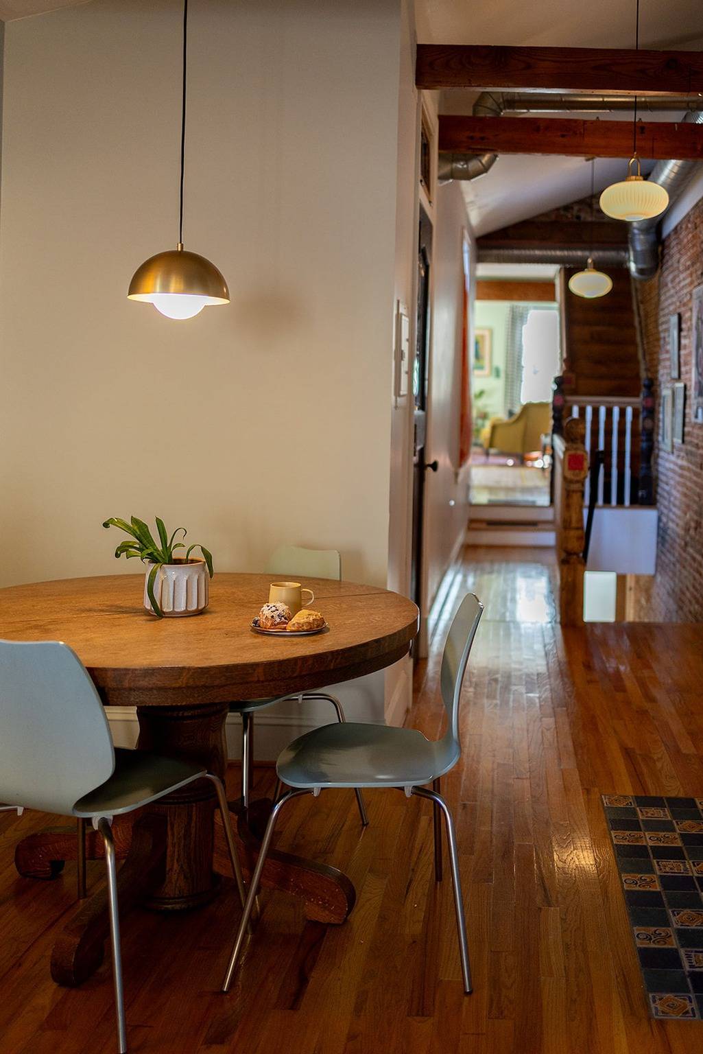 Apartamento entero, Wyatt's Saloon | Guest House 2 | Fells Point in Baltimore, Maryland