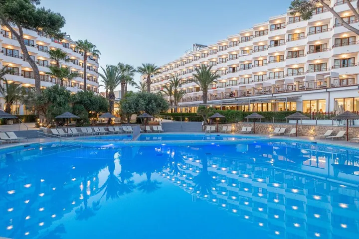Hotel für 2 Personen, mit Garten und Pool sowie Kinderpool - 1