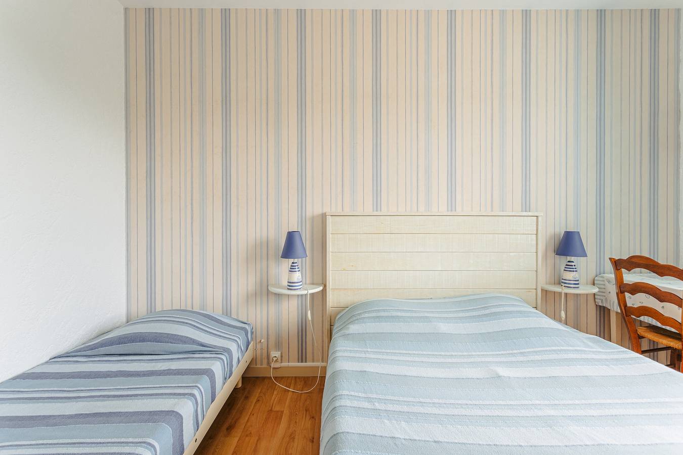 Chambre d'hôtes 'Le Grillon' avec terrasse partagée, jardin partagé et Wi-Fi in La Brée-les-Bains, Côte de Beauté