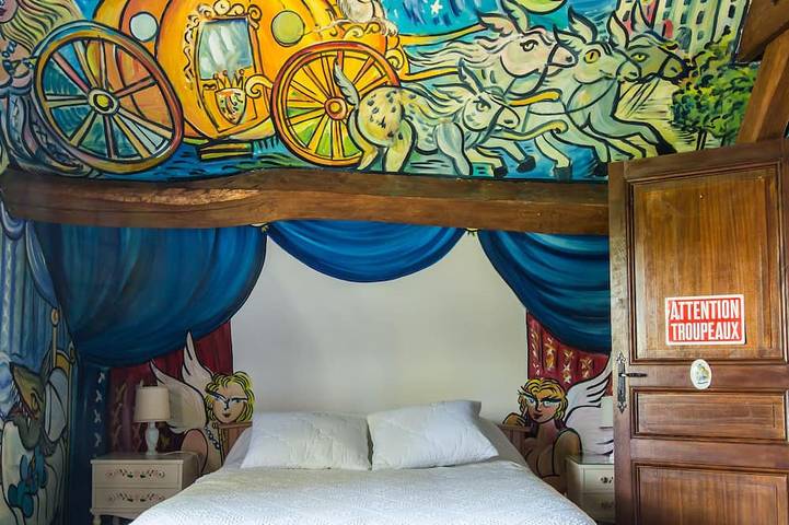 Gîte pour 7 personnes, avec jardin et piscine