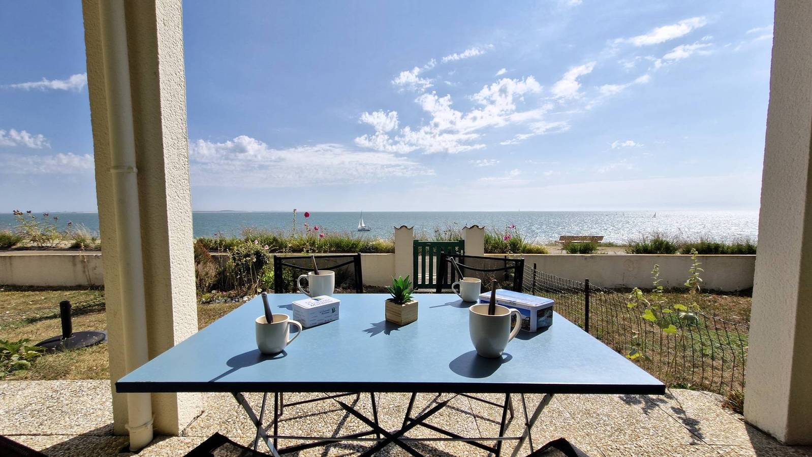 Appartement entier, Saint Palais sur Mer - Appartement Vue Mer en rez-de-chaussée-Corniche De Nauzan in Saint-Palais-sur-Mer, Côte de Beauté