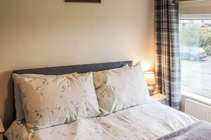 3 Schlafzimmer Unterkunft in Llanrug, near Caernarfon in Gwynedd