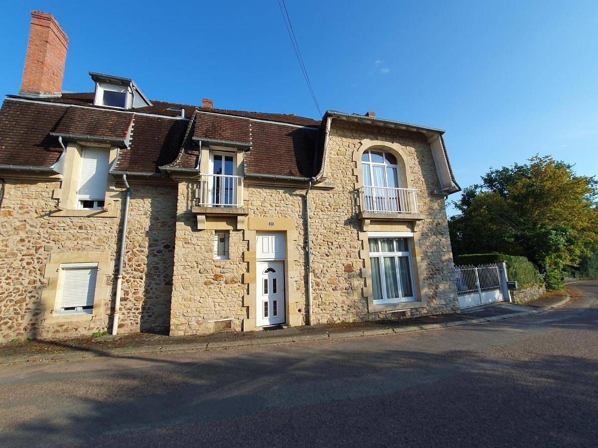Villa Honorine in Saint-Honoré-les-Bains, Parc naturel régional du Morvan