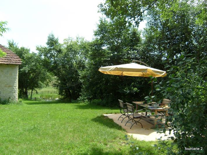 Gîte pour 6 personnes, avec piscine, adapté aux familles à Dégagnac - 3