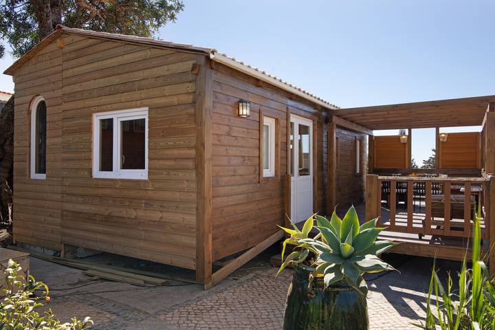 Apartamento entero, Casa con jardín y cabaña con piscina compartida, vista panorámica y Wi-Fi in Loulé (São Clemente), Distrito de Faro