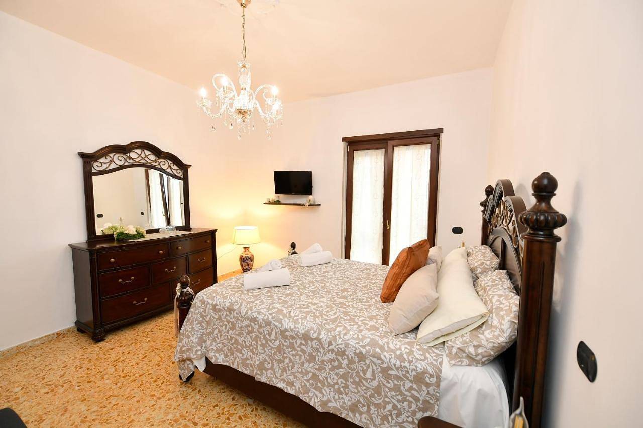 Double Room with Balcony in Torre del Greco, Parco nazionale del Vesuvio