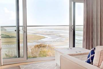 Cottage for 6 People in Laugharne, Carmarthenshire, Photo 4