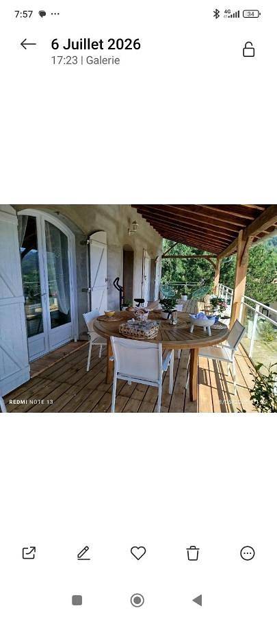 Villa pour 11 personnes, avec Balcon et Terrasse ainsi que Jardin et Vue