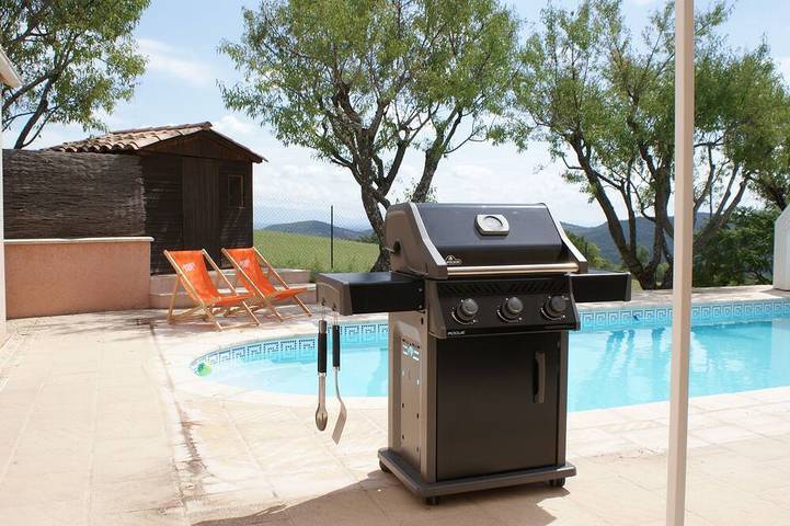 Location de vacances pour 8 personnes, avec terrasse et jardin à Saint-Étienne-les-Orgues - 2