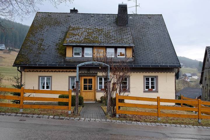 Zimmer '4 Mit Wc Und Dusche' mit Gemeinschaftsterrasse und Wi-Fi in Saig (Lenzkirch), Lenzkirch
