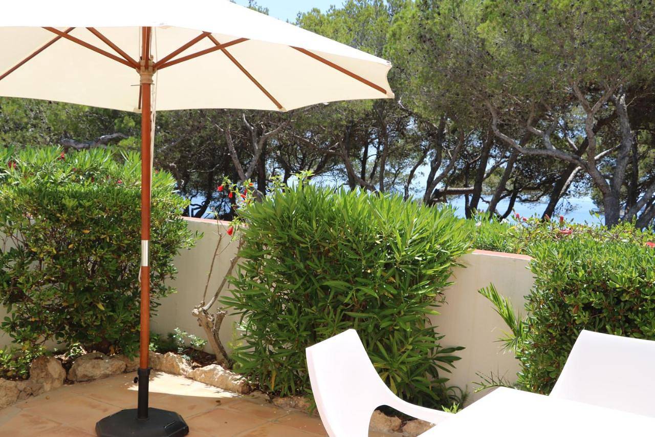 Apartamentos Club Cala Azul in Cala Llenya, Santa Eulària des Riu