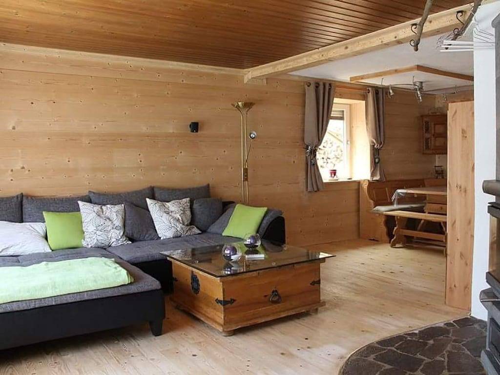 Ferienhaus in Reutte mit Schwimmbecken in Lechtaler Alpen, Reutte
