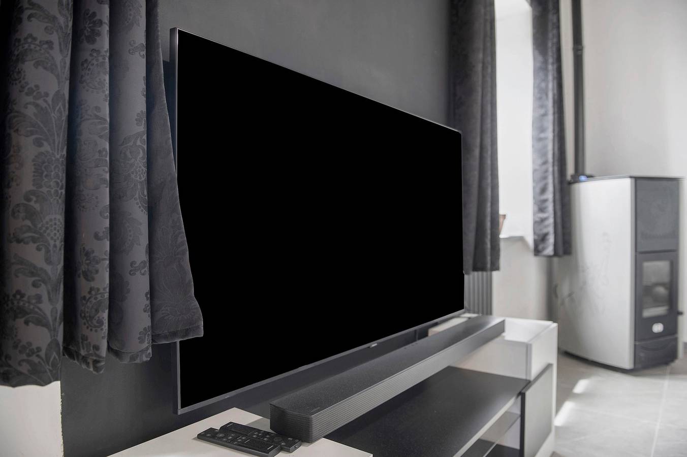 Ganze Wohnung, Wohnung in einer Villa in Valdilana, Walliser Alpen