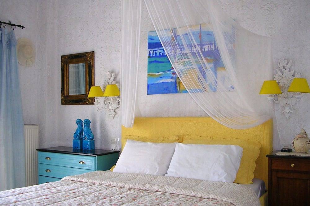 Villa avec vue fantastique sur la mer et jardin, 4 ou 5 personnes in Ligia, Grèce