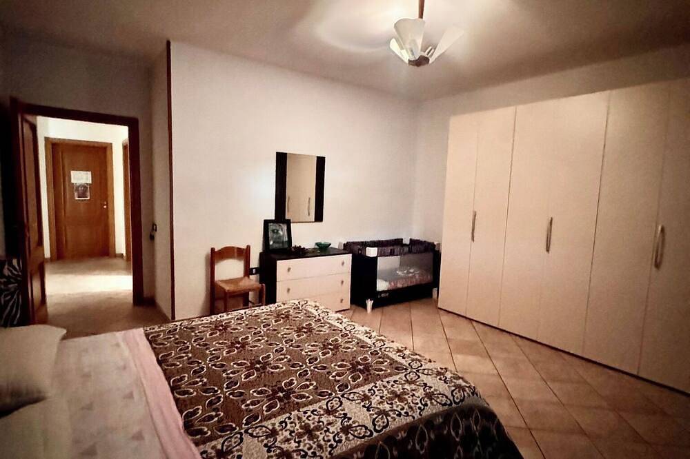 Detached cottage among the pines of Sila (Cs) in Rose, Cosenza Provinz