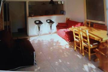 Villa pour 6 Personnes dans La Madrague, Hyeres, Photo 3