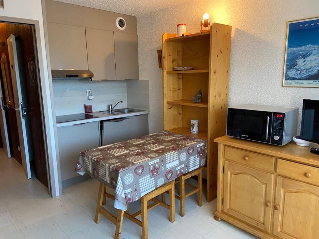 Ganzes Studio, Gemütliches Studio in Praz de Lys, 4 Personen, Mont-Blanc-Blick, nahe Pisten in Le Praz de Lys, Taninges