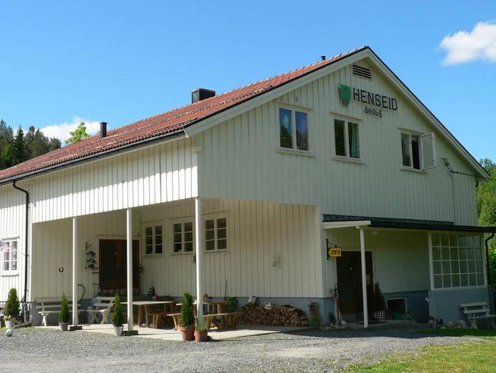 Ferienwohnung für 5 Personen, mit Terrasse und Garten sowie Ausblick