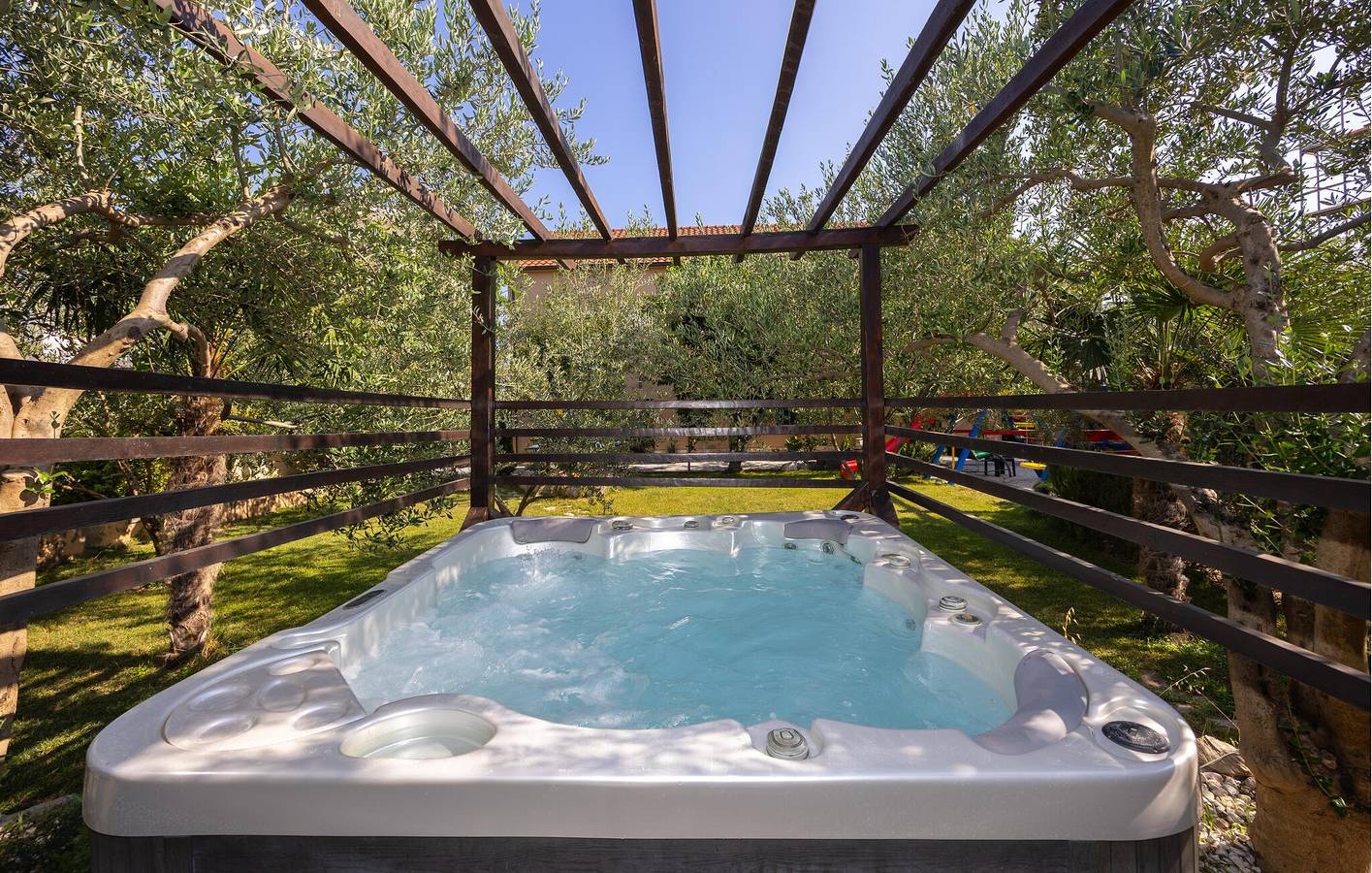 Ganze Ferienwohnung, Ferienwohnung für 8 Personen mit Terrasse in Kastel Stari, Kaštela