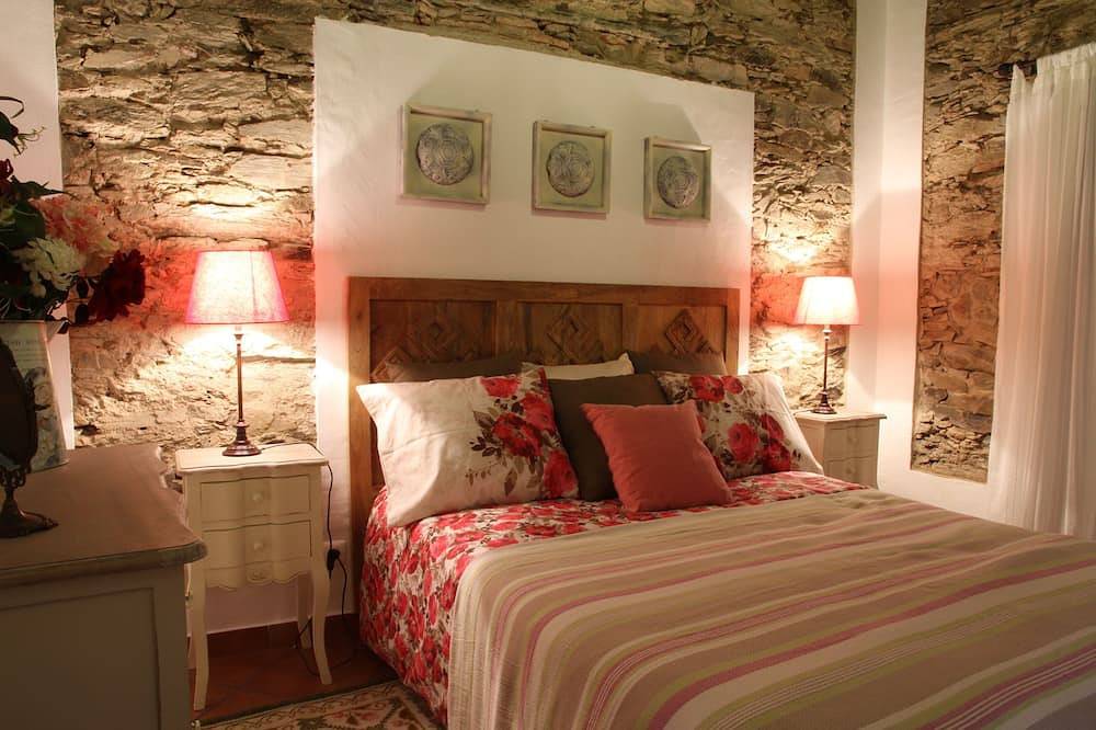 La tua casa nel cuore di Alentejo in Distretto di Portalegre