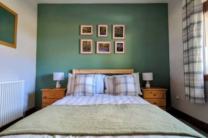 Entire apartment, Newly Renovated Apartment, Nairn. Minutes from Inverness & Infamous Whisky Trail in Highlands