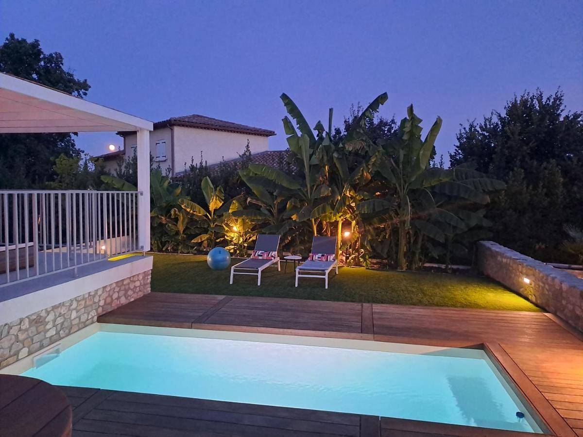 Three-Bedroom Holiday Home in Deaux, Région d'Alès