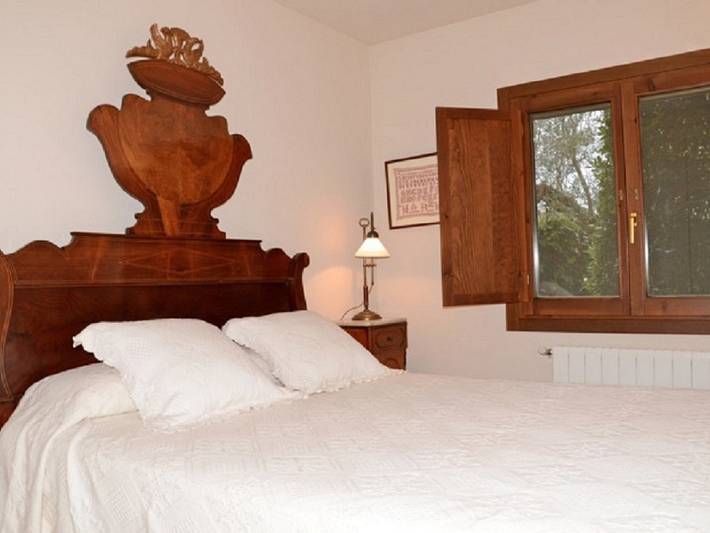 Location de vacances pour 8 personnes, avec terrasse et jardin dans Peratallada - 3