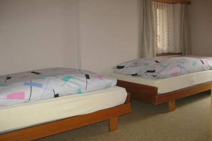 Ganze Wohnung, 3 1/2 Zimmer-Wohnung in Salouf, oberhalb Savogni in Surses, Oberhalbsteiner Alpen