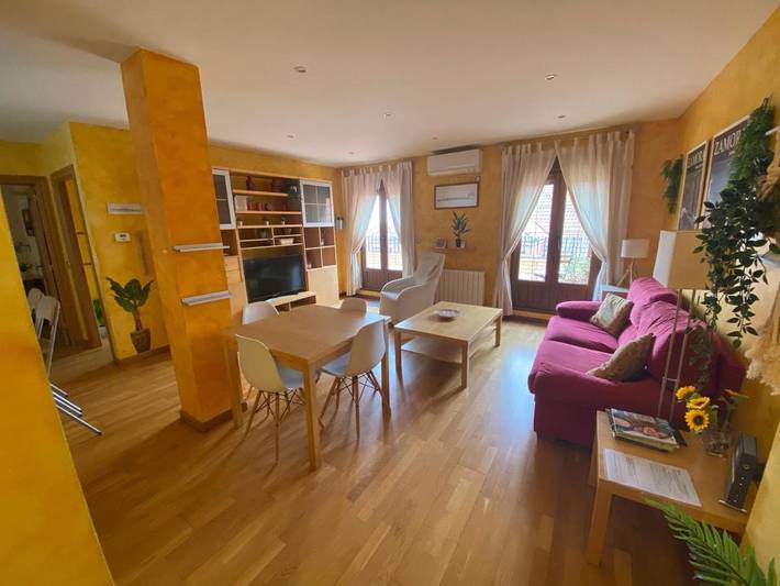 Apartamento para 4 personas, con Terraza y Vistas en Benavente