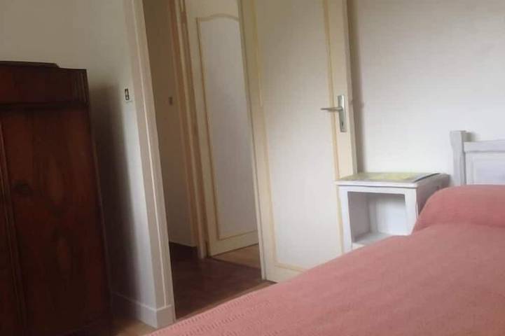 Location de vacances pour 6 personnes, avec terrasse et jardin à Lantic - 3